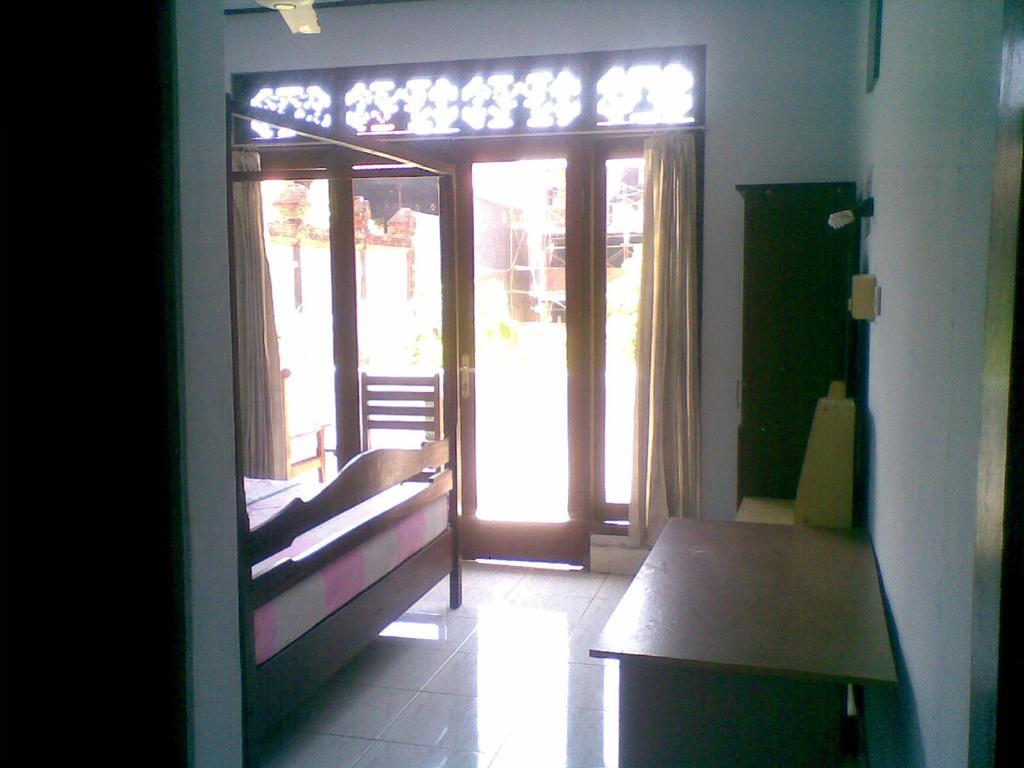 Celagi Inn Padangbai  Quarto foto