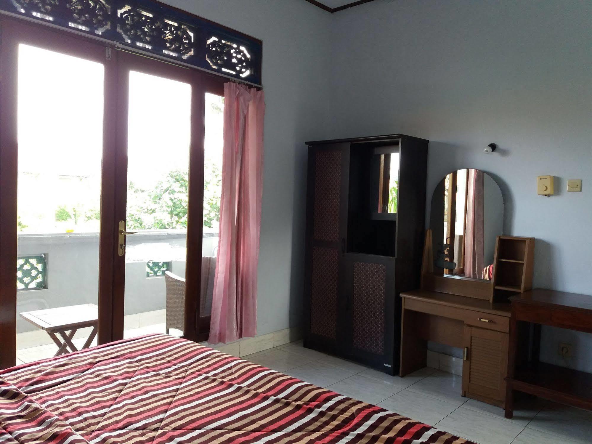 Celagi Inn Padangbai  Exterior foto
